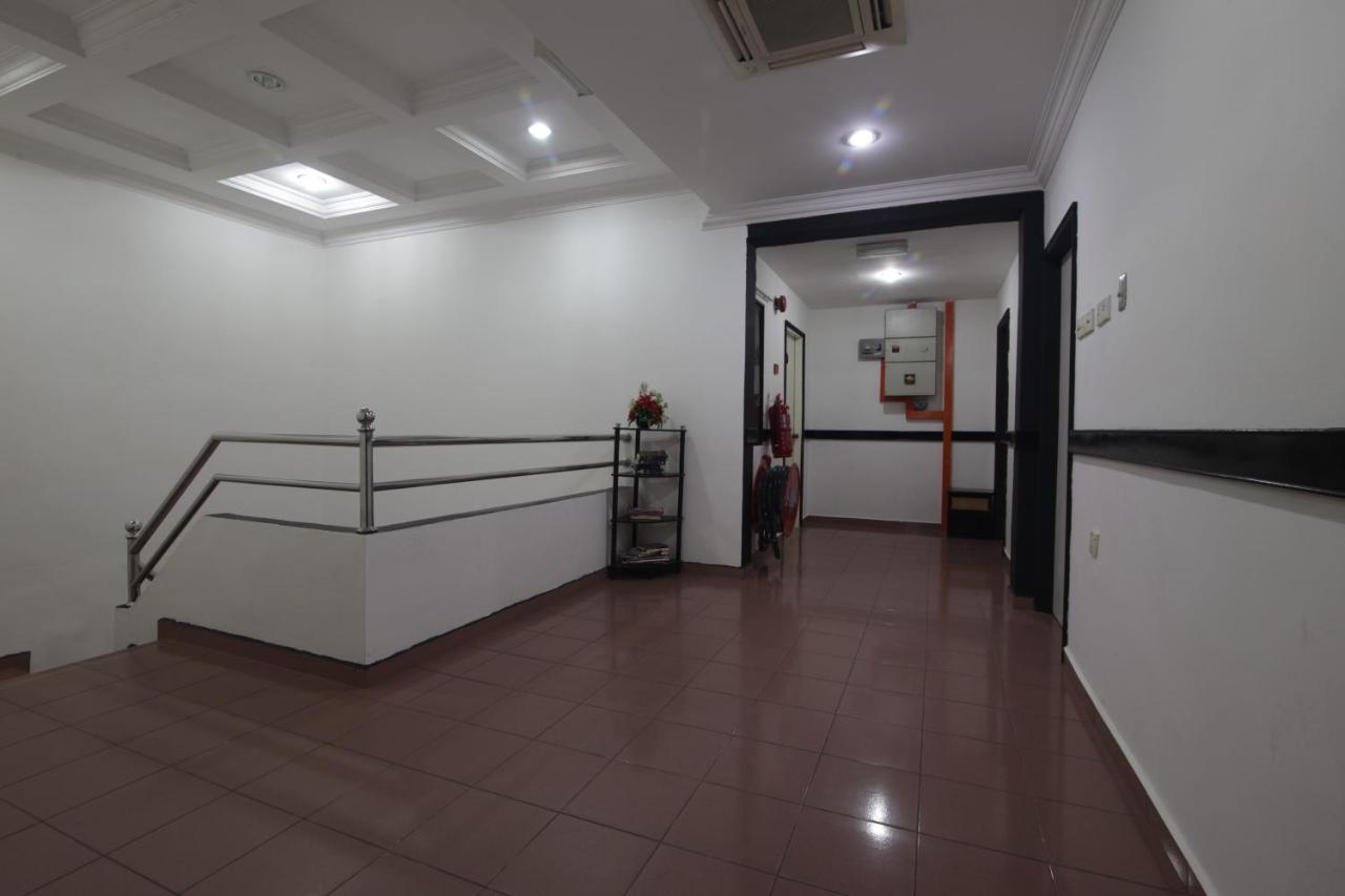 G City Hotel 틀룩인탄 외부 사진