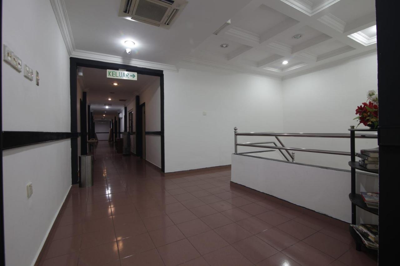 G City Hotel 틀룩인탄 외부 사진