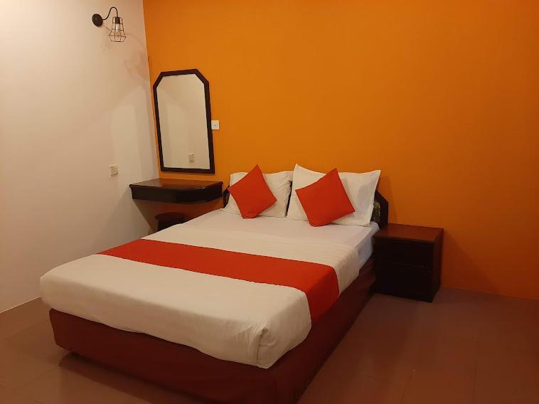 G City Hotel 틀룩인탄 외부 사진